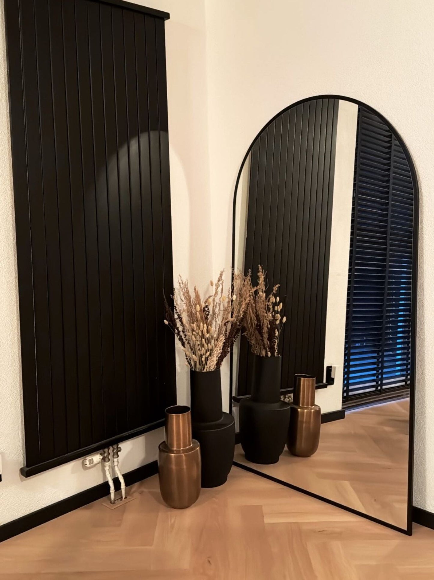 Large Standing Oval Mirror 180x100 Black