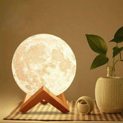The moon lamp that brings calm, warmth and atmosphere into your space